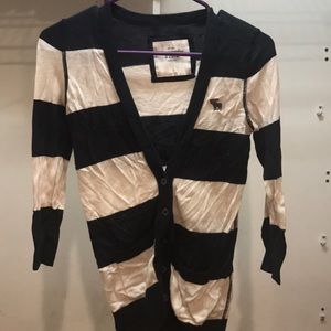 Abercrombie & fitch sweater